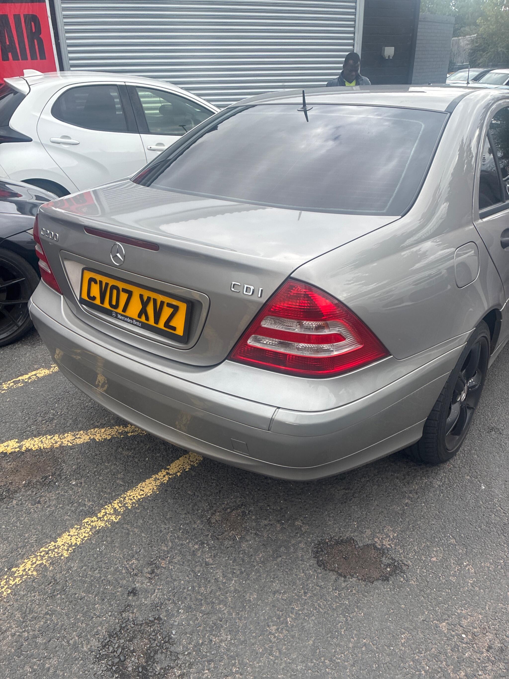 Mercedes-Benz **SOLD** C Class - 2.1 C200 CDI Classic 4dr - Saloon (2004 - 2008) Image